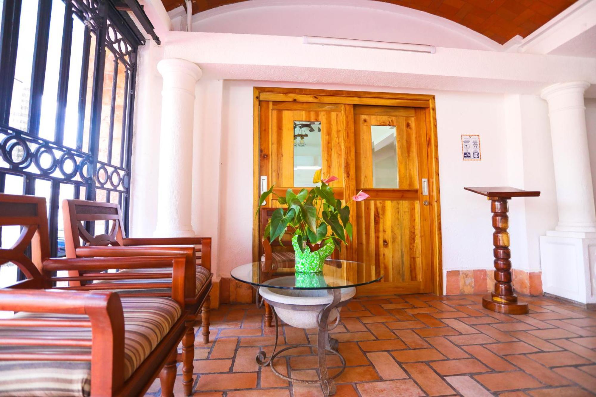 Hotel Maria De Lourdes Cancún Kültér fotó