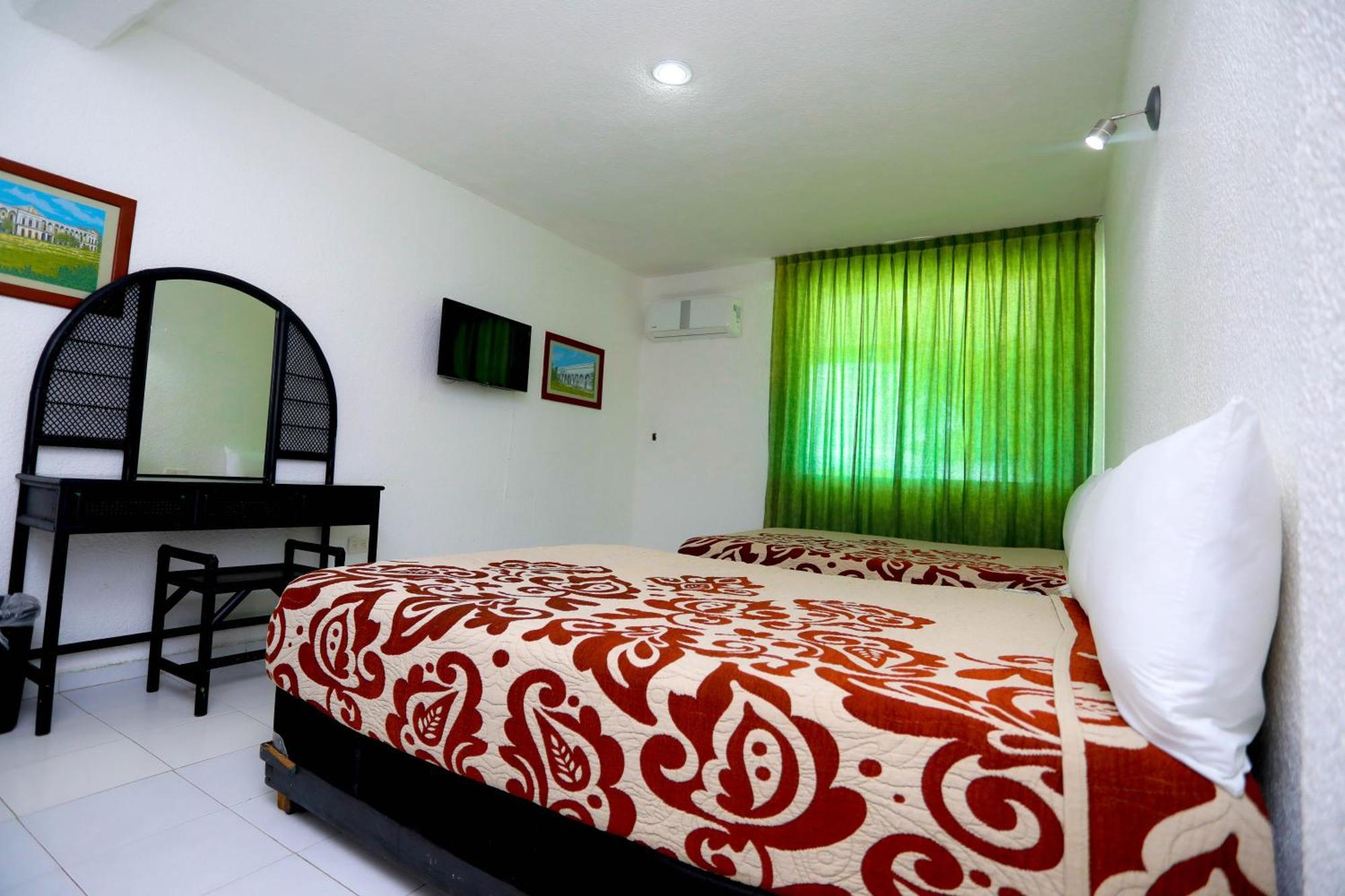 Hotel Maria De Lourdes Cancún Kültér fotó