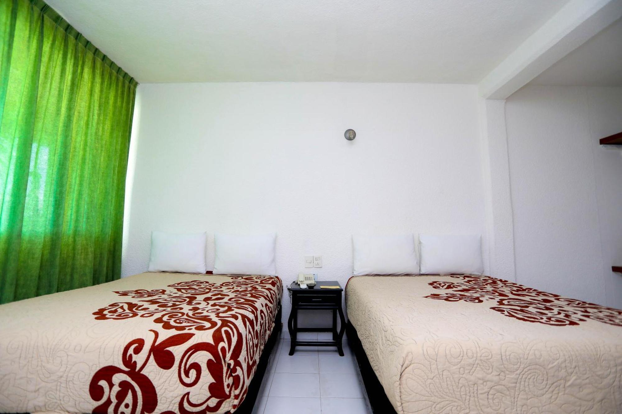 Hotel Maria De Lourdes Cancún Kültér fotó