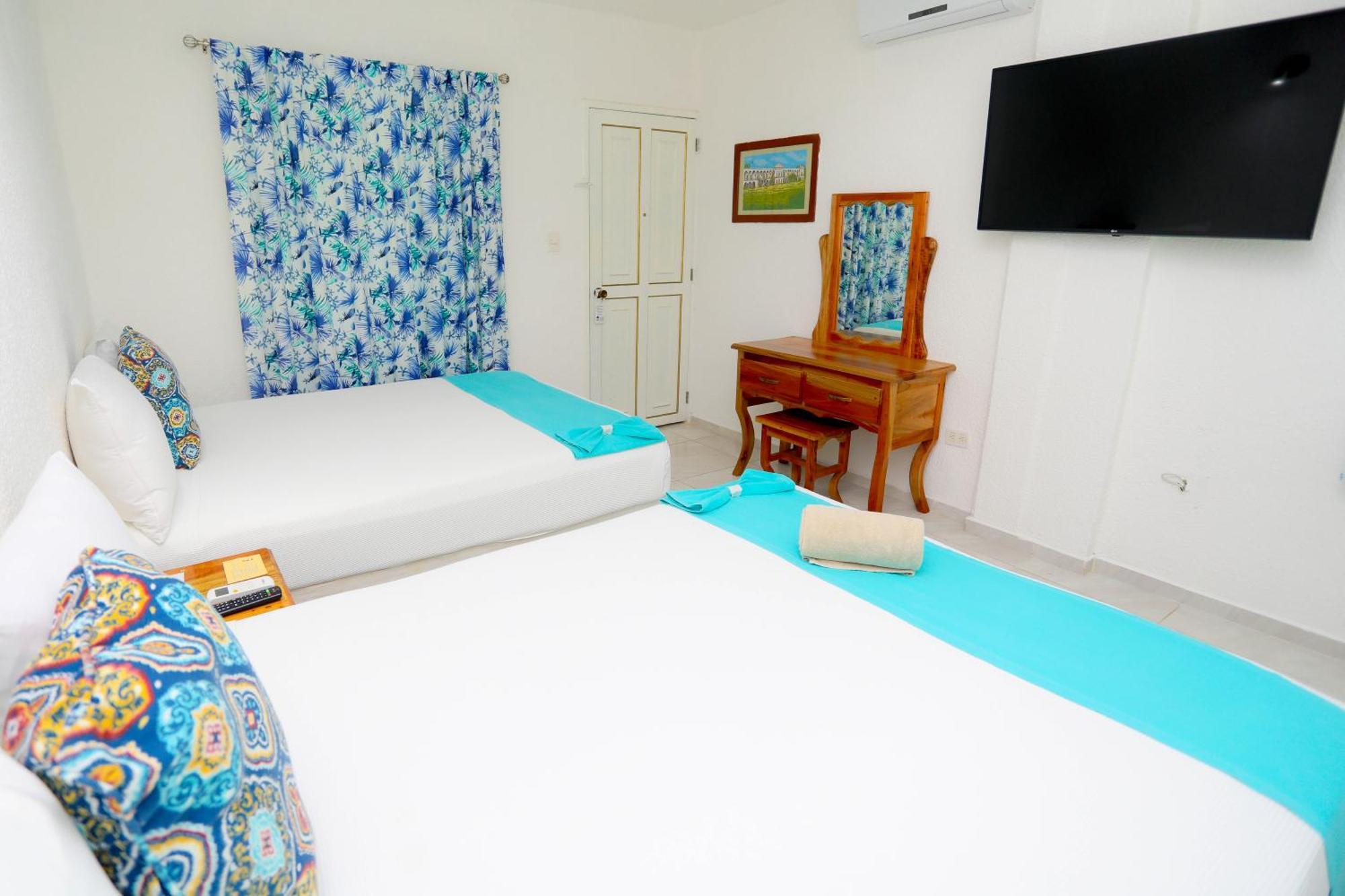 Hotel Maria De Lourdes Cancún Kültér fotó